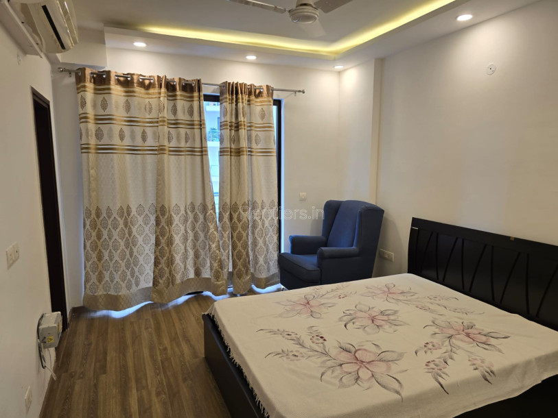 GODREJ OASIS (3 BHK WITH INTERIORS FOR RENT) GURGAON-6