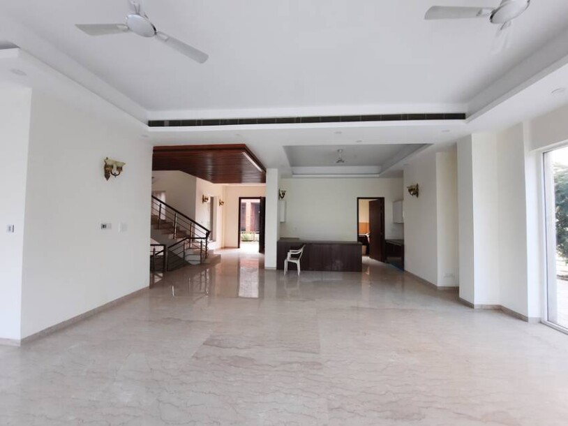 5bhk 8000 sqft  independent villa puri deplomatic greens sector 110A gurgaon-9
