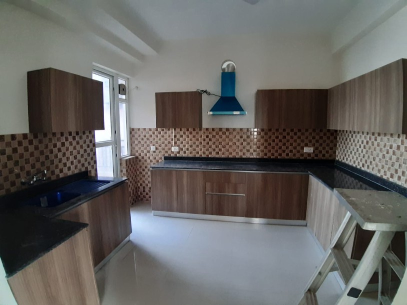 4BHK Apartment for rent in Oyster Grande, Sector 102 , gurgaon-1