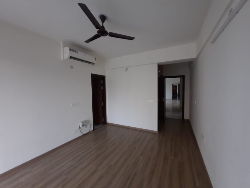 2 BHK Apartment for rent in Godrej Oasis Sector-88A Gurgaon-5