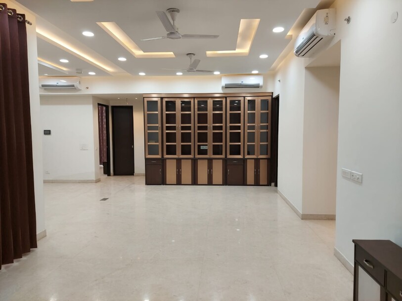 4 BHK Apartment for rent in indiabulls Enigma Sector-110 Gurgaon-9