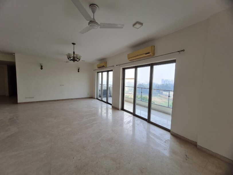 4bhk flat in Tata RAISINA sector 59 gurgaon-2